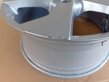 Load image into Gallery viewer, 1x Alufelge 17 Zoll 7.0" 5x114.3 40ET Glanz KB4096U200 Nissan I Rim Wheel FEL3941239464kh