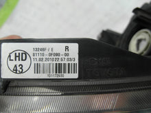 Load image into Gallery viewer, Frontscheinwerfer Toyota Verso 81110-0F090 Rechts Scheinwerfer Headlight SCH7022396895ll