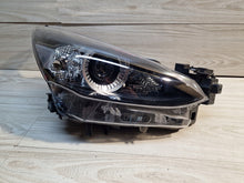 Laden Sie das Bild in den Galerie-Viewer, Frontscheinwerfer Mazda 2 D43N-51030 full LED Ein Stück (Rechts oder Links)