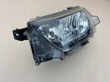 Load image into Gallery viewer, Frontscheinwerfer Toyota Hilux VIII Links Scheinwerfer Headlight SCH1529299097qt