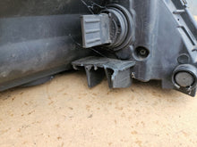 Laden Sie das Bild in den Galerie-Viewer, Frontscheinwerfer Hyundai III Sportage Xenon Links Scheinwerfer Headlight SCH6160344116ys