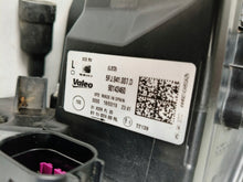 Laden Sie das Bild in den Galerie-Viewer, Frontscheinwerfer Seat Tarraco 5FJ941007D Full LED Ein Stück (Rechts oder Links)