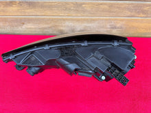 Laden Sie das Bild in den Galerie-Viewer, Frontscheinwerfer Audi A4 B9 8W0941006 Xenon Rechts Scheinwerfer Headlight SCH8961300663vu
