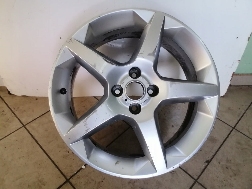 1x Alufelge 17 Zoll 6.5" 4x100 41ET Silber 13189913 Opel Tigra Rim Wheel FEL9044496436fw