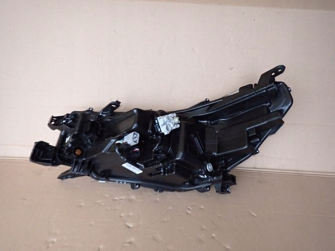 Frontscheinwerfer Toyota Hilux VIII 81110-YP431 Full LED Rechts Headlight SCH8288356034dd