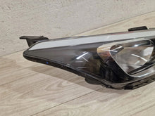 Laden Sie das Bild in den Galerie-Viewer, Frontscheinwerfer Hyundai I20 II 92101-C8000 LED Rechts Scheinwerfer Headlight