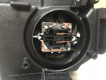 Laden Sie das Bild in den Galerie-Viewer, Frontscheinwerfer Citroën Ds3 9820840880 Ein Stück (Rechts oder Links) Headlight