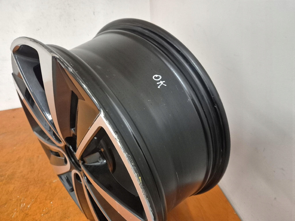 1x Alufelge 17 Zoll 7.0" 5x114.3 43ET A4204010700 Mercedes-Benz Citan Rim Wheel FEL6787960101gf