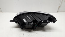 Laden Sie das Bild in den Galerie-Viewer, Frontscheinwerfer Opel Vivaro C Zafira Life 9832836480 Xenon Rechts Headlight