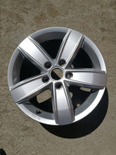 Load image into Gallery viewer, 1x Alufelge 16 Zoll 6.0" 5x112 48ET 5G0071486A VW Golf Rim Wheel FEL6133167166om