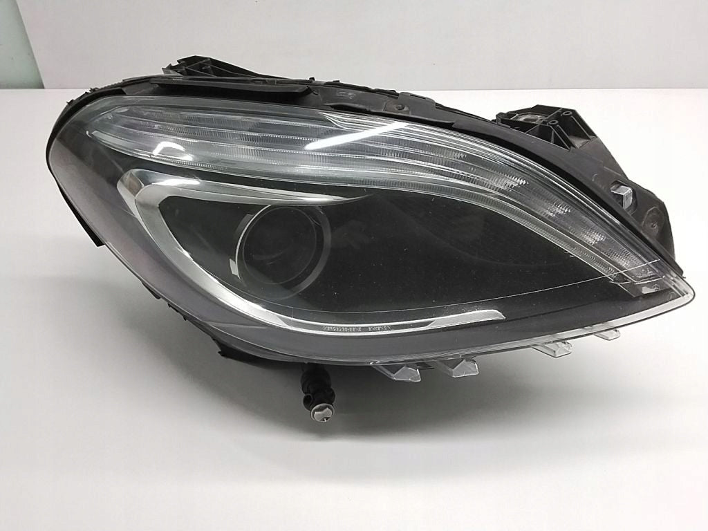 Frontscheinwerfer Mercedes-Benz W246 W242 030127127207 Xenon Rechts Headlight SCH7367787361hl