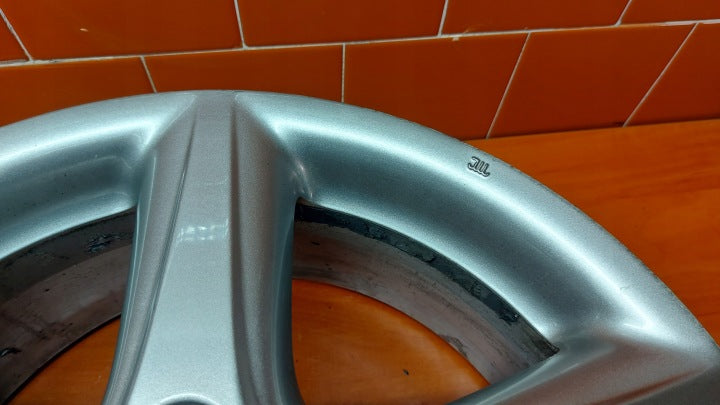 1x Alufelge 17 Zoll 7.0" 5x114.3 45ET Glanz Silber 42611 Toyota Corolla Avensis FEL7898506073jh