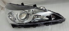 Laden Sie das Bild in den Galerie-Viewer, Frontscheinwerfer Toyota Verso 81130-0F161-00 Rechts Scheinwerfer Headlight SCH3580549209mo