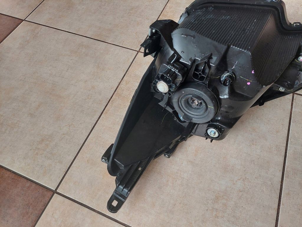 Frontscheinwerfer Mitsubishi Space Star 8301-D446-1 Rechts Headlight SCH8464134714ol