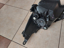 Laden Sie das Bild in den Galerie-Viewer, Frontscheinwerfer Mitsubishi Space Star 8301-D446-1 Rechts Headlight SCH8464134714ol