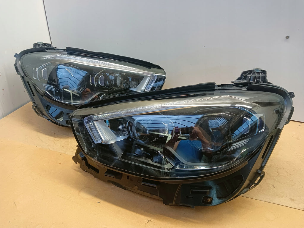 Frontscheinwerfer Mercedes-Benz 2139060110 2139060210 LED Rechts oder Links