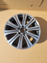 Laden Sie das Bild in den Galerie-Viewer, 1x Alufelge 19 Zoll 8.0&quot; 5x112 43ET A2134010500 Mercedes-Benz W213 Rim Wheel