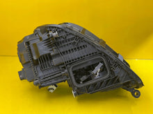 Laden Sie das Bild in den Galerie-Viewer, Frontscheinwerfer Mercedes-Benz Gle A1679067804 LED Rechts Headlight SCH7313094686ce