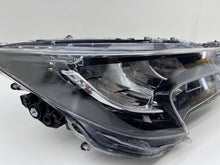 Load image into Gallery viewer, Frontscheinwerfer Toyota Corolla 81110-02S60 LED Rechts Scheinwerfer Headlight SCH9154819667su