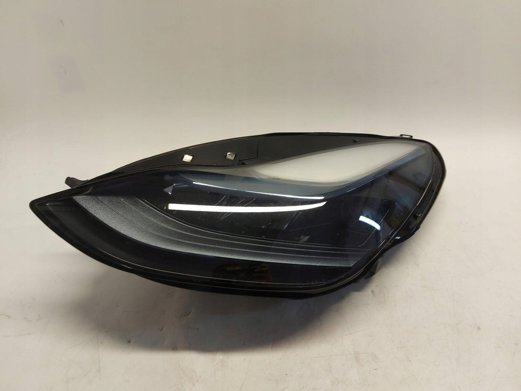 Frontscheinwerfer Tesla Model Y 1514905-00-D Ein Stück (Rechts oder Links)