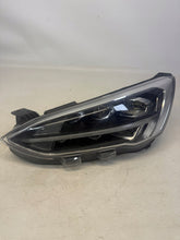 Laden Sie das Bild in den Galerie-Viewer, Frontscheinwerfer Ford Focus JX7B-13015-AE Links Scheinwerfer Headlight SCH4617207682sl
