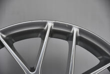 Load image into Gallery viewer, 1x Alufelge 17 Zoll 7.5&quot; 5x112 43ET Glanz Silber 8D0601025R Audi Rim Wheel