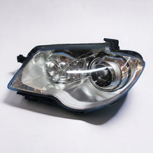 Laden Sie das Bild in den Galerie-Viewer, Frontscheinwerfer VW Touran 1t1 1T1941751A Xenon Links Scheinwerfer Headlight