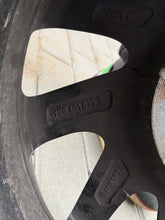 Laden Sie das Bild in den Galerie-Viewer, 1x Alufelge 17 Zoll 7.0" 5x120 55ET 7E0601025T VW Multivan Rim Wheel FEL5579744556df
