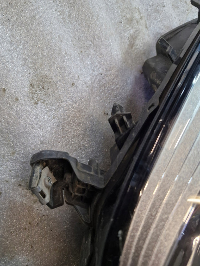 Frontscheinwerfer Renault Megane IV 260102555R Rechts Scheinwerfer Headlight SCH5797408002jv