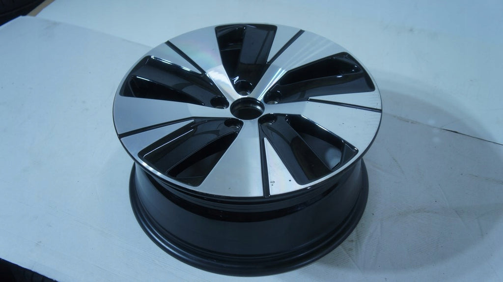 1x Alufelge 18 Zoll 7.5" 5x108 50,5ET Glanz Schwarz 31680403 Volvo Xc40