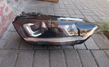 Load image into Gallery viewer, Frontscheinwerfer VW Golf Sportsvan 517941032B Xenon Rechts Headlight SCH7318400182js