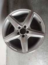 Laden Sie das Bild in den Galerie-Viewer, 1x Alufelge 18 Zoll 9.5&quot; 5x112 48ET A2184011502 Mercedes-Benz Cls Rim Wheel