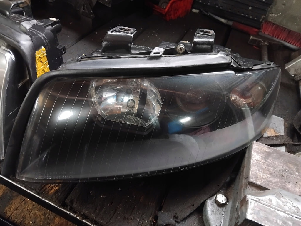 Frontscheinwerfer Audi A4 B6 Ein Satz Scheinwerfer Headlight SCH2602250270nu