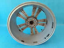 Laden Sie das Bild in den Galerie-Viewer, 1x Alufelge 18 Zoll 7.0&quot; 5x112 45ET 57A601025M Skoda Karoq Rim Wheel