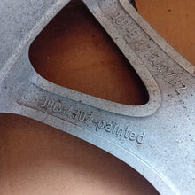 Laden Sie das Bild in den Galerie-Viewer, 1x Alufelge 17 Zoll 7.5" 5x108 43ET Glanz Silber 30664307 Volvo Xc70 Rim Wheel FEL1772516318gd