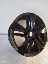 Laden Sie das Bild in den Galerie-Viewer, 1x Alufelge 17 Zoll 6.5&quot; 5x112 3V0601025 Skoda Rim Wheel