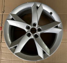 Laden Sie das Bild in den Galerie-Viewer, 1x Alufelge 19 Zoll 8.5" 5x112 32ET Glanz Silber 8T0601025F Audi A4 B8 Rim Wheel FEL2675640949js