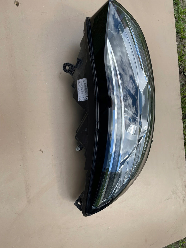 Frontscheinwerfer Renault Grand Scenic 260100943R Rechts Scheinwerfer Headlight