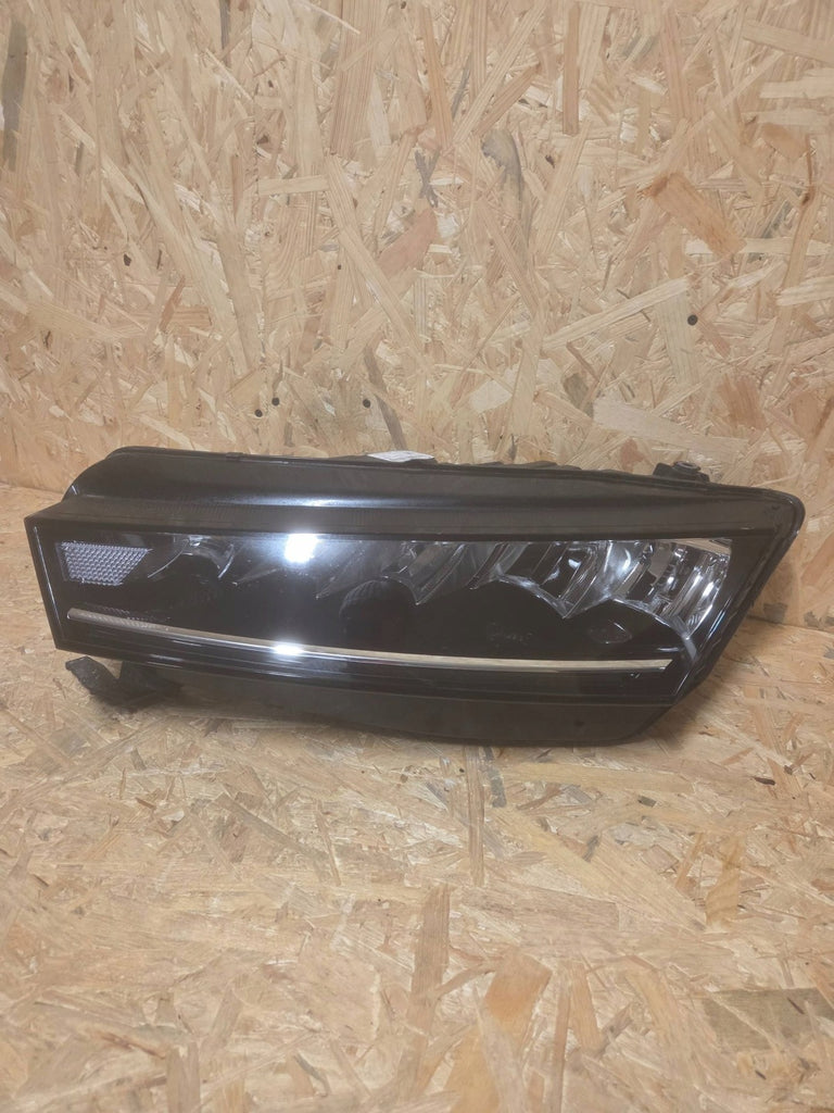 Frontscheinwerfer Skoda Octavia IV 030111823100 LE18A64185 LED Links Headlight SCH9800199020cx