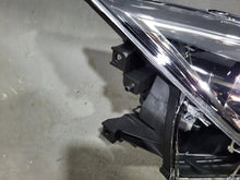 Laden Sie das Bild in den Galerie-Viewer, Frontscheinwerfer Mazda 6 Rechts Scheinwerfer Headlight