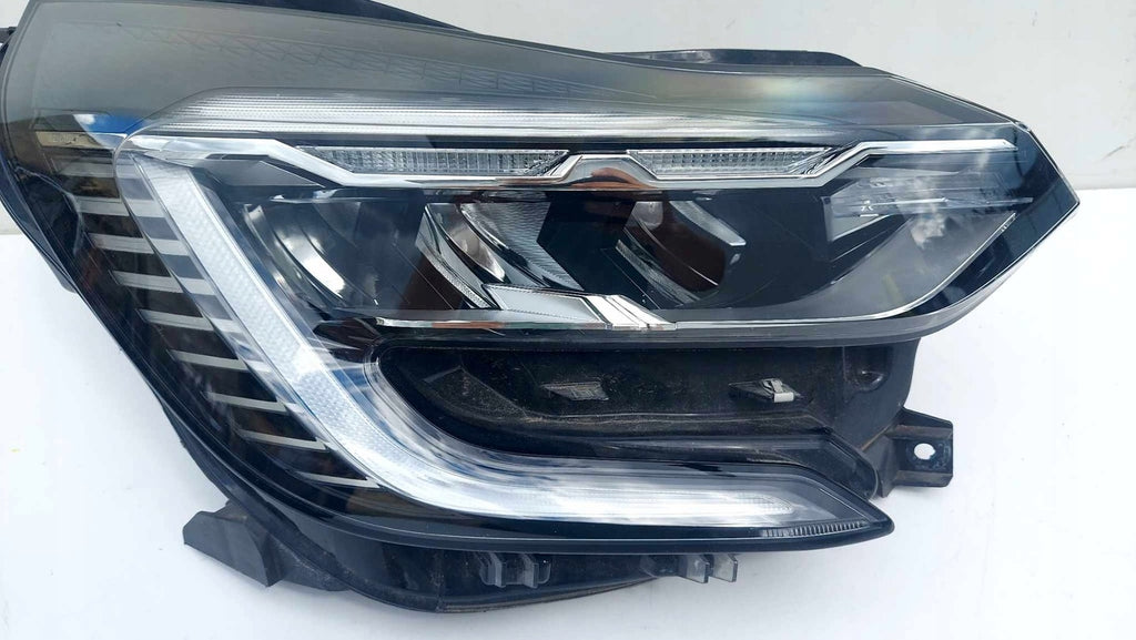 Frontscheinwerfer Renault Captur II 260104525R Full LED Rechts Headlight