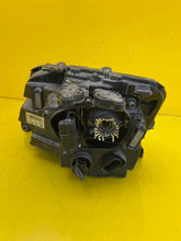 Laden Sie das Bild in den Galerie-Viewer, Frontscheinwerfer VW Amarok 2H3941032B Xenon Rechts Scheinwerfer Headlight SCH6513969808we