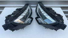 Laden Sie das Bild in den Galerie-Viewer, Frontscheinwerfer Audi A3 8Y0941034 Ein Stück (Rechts oder Links) Headlight SCH1851145115vh