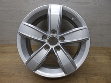 Load image into Gallery viewer, 1x Alufelge 16 Zoll 6.0&quot; 5x112 43ET 2GA601025Q VW T-Roc Rim Wheel