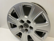 Laden Sie das Bild in den Galerie-Viewer, 1x Alufelge 16 Zoll 6.5&quot; 5x112 33ET Glanz Silber 8U0601025 Audi Q3 Rim Wheel