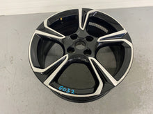 Laden Sie das Bild in den Galerie-Viewer, 1x Alufelge 17 Zoll 7.0" 4x108 38ET Glanz Schwarz 39182183 Opel Corsa F FEL7865285357pr