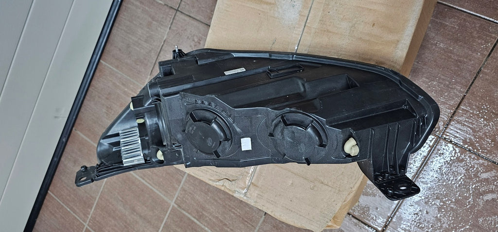 Frontscheinwerfer Ford Focus MX7B-13E014-CD LED Ein Stück (Rechts oder Links)