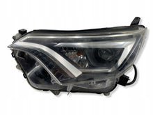 Laden Sie das Bild in den Galerie-Viewer, Frontscheinwerfer Toyota Rav 4 Rechts Scheinwerfer Headlight SCH3868395122lv