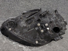 Laden Sie das Bild in den Galerie-Viewer, Frontscheinwerfer Porsche Cayenne 7P5941032 Xenon Rechts Scheinwerfer Headlight SCH2727492955zy