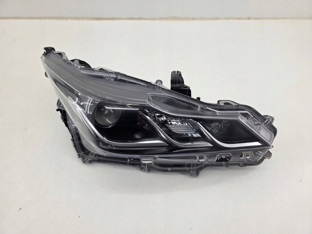 Frontscheinwerfer Toyota Corolla Rechts Scheinwerfer Headlight SCH5512661981da